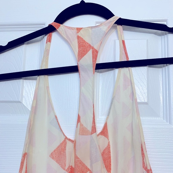 Aritzia Wilfred 100% Silk Tank - Size Small - Picture 4 of 5